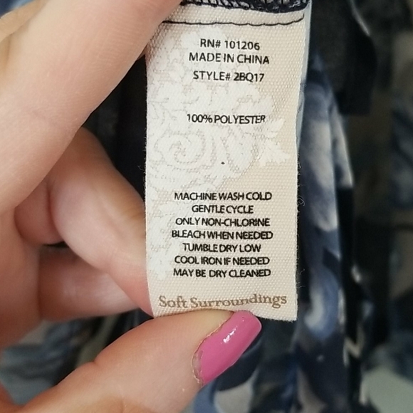 Soft surroundings Danica Office Botanical Lightweight floral blouse XS - Picture 6 of 8